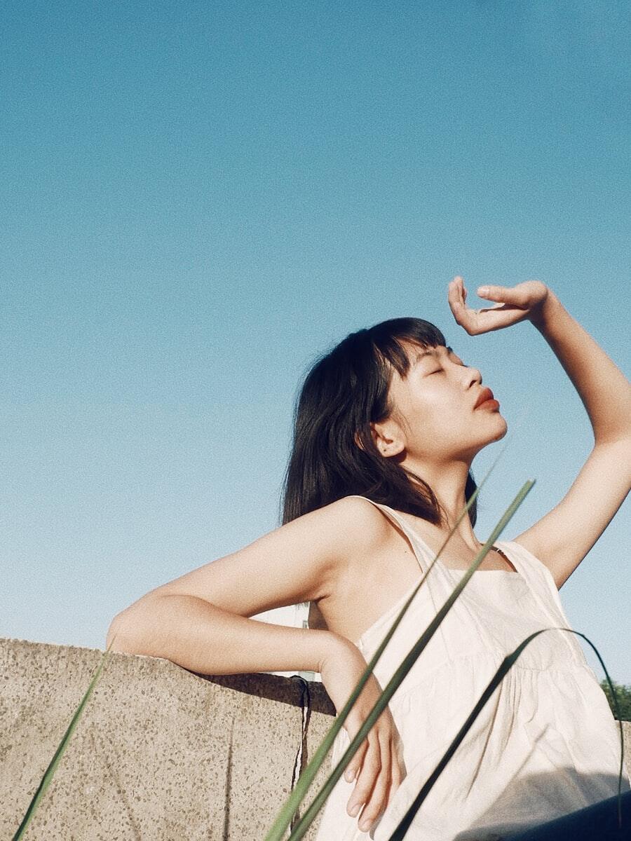 Look 05 — camisole linen terang
