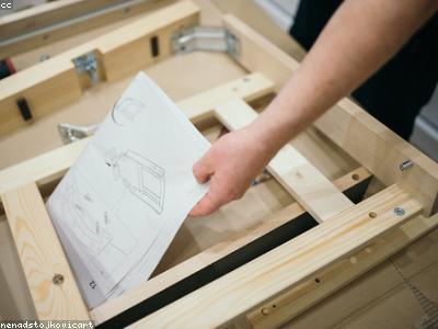 Dapur bersih dengan kitchen set hasil renovasi